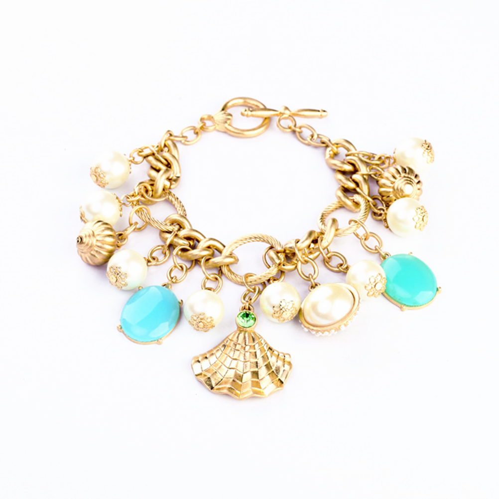 Sea Shell And Faux Pearls Pendant Bracelet